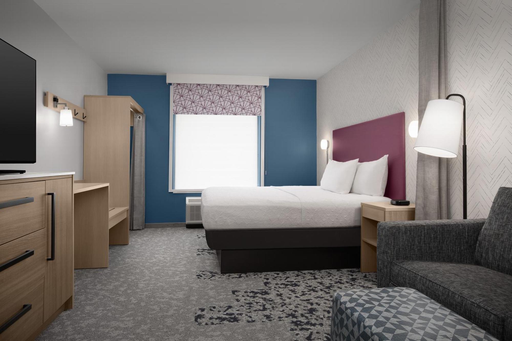 Home2 By Hilton Easton 3*